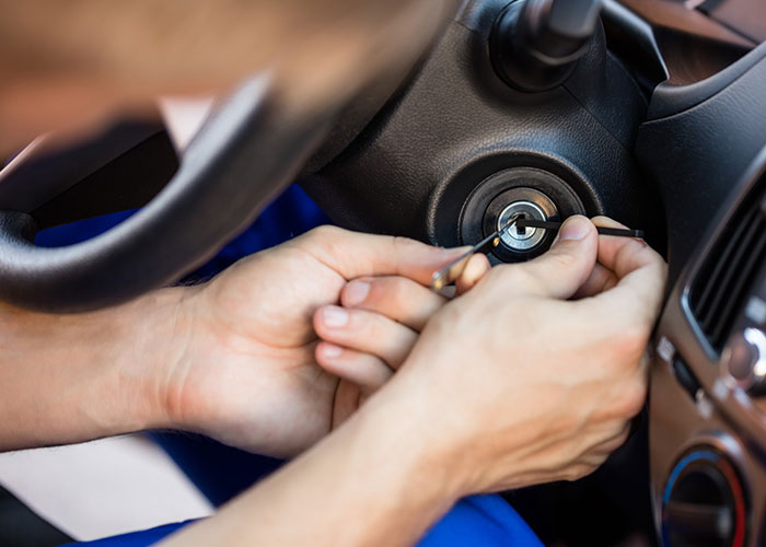 automotive-locksmith